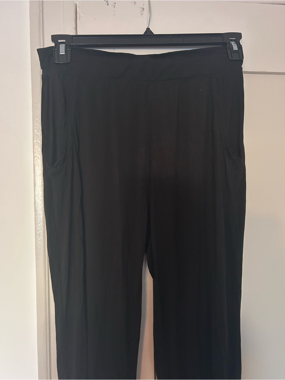 GAP Black Women's Jogger Pants - Picture 2 of 5